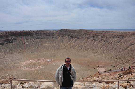 A impressionante cratera do meteoro, ou 'Meteor Crater', no Arizona - Estados Unidos